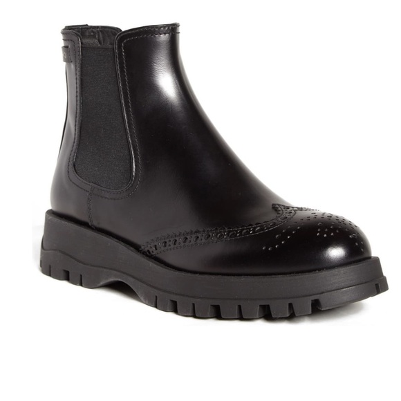new PRADA Leather Wing-Tip Chelsea Boots - Picture 4 of 12